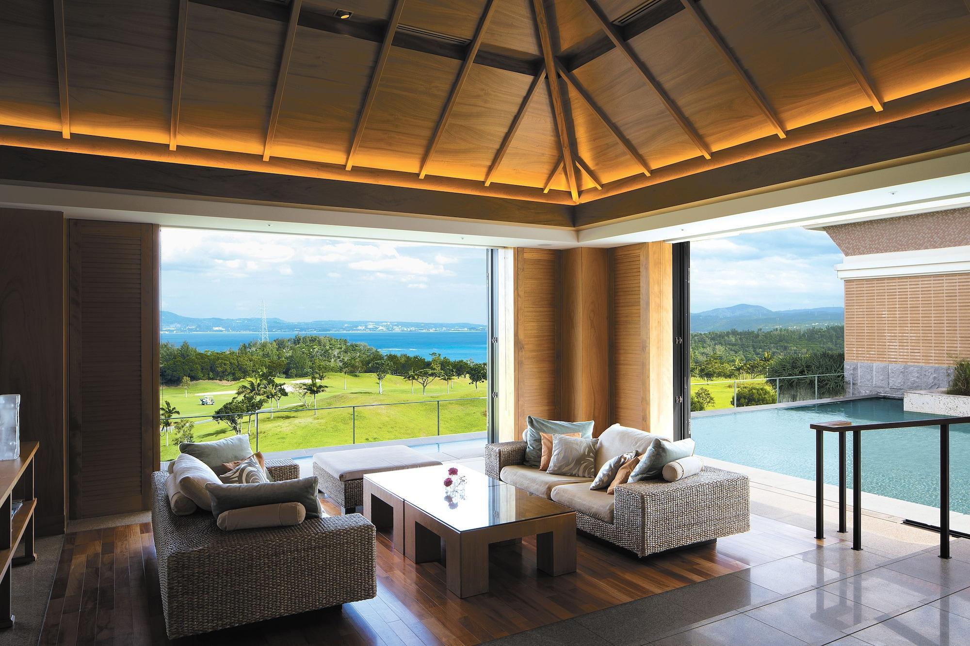 Hotel The Ritz-Carlton Okinawa Nago Exterior foto