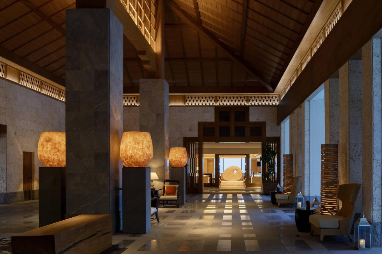 Hotel The Ritz-Carlton Okinawa Nago Exterior foto