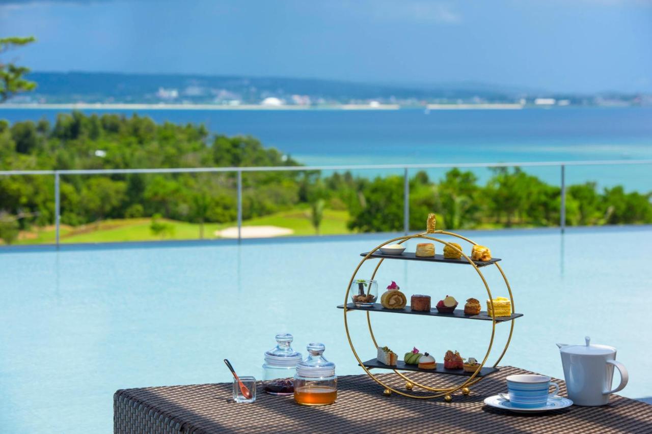 Hotel The Ritz-Carlton Okinawa Nago Exterior foto