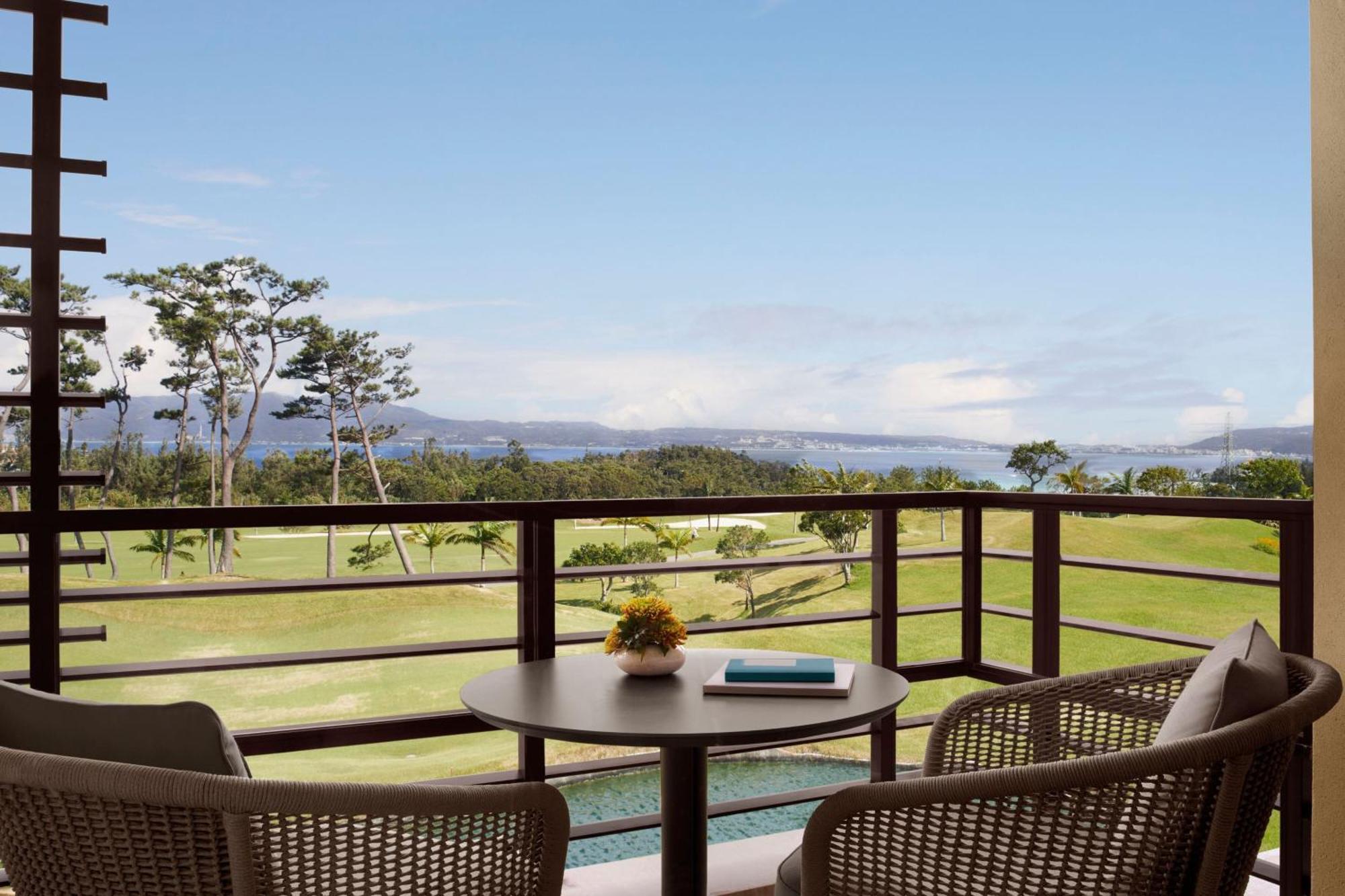Hotel The Ritz-Carlton Okinawa Nago Exterior foto
