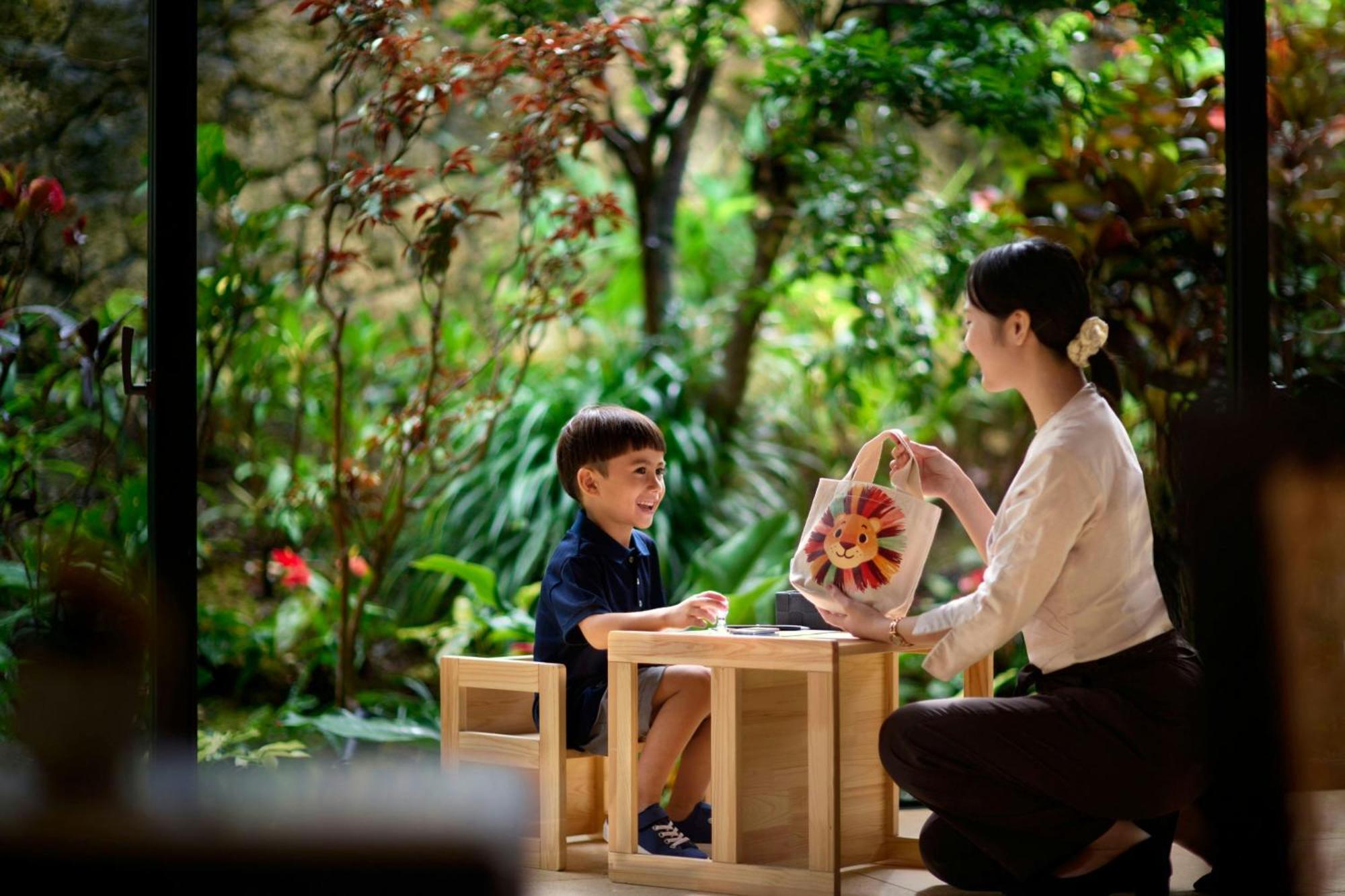 Hotel The Ritz-Carlton Okinawa Nago Exterior foto